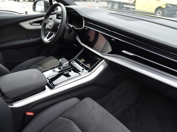 Audi Q7 II 2025 AUDI Q7 55 TFSI e quattro S Line 3.0 394KM, zdjęcie 16