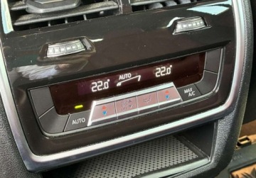 BMW X6 G06 SUV 3.0 40d 340KM 2021 BMW X6 40D 340 KM Led xDrive HarmanKardon M Pakiet Hak Ambiente Salon PL, zdjęcie 30