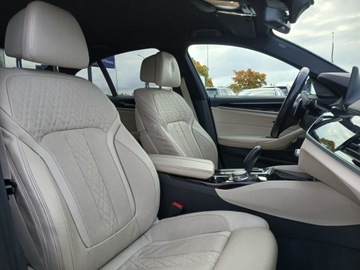 BMW Seria 5 G30-G31 Limuzyna 540i 340KM 2017 BMW 540 BMW 540i xDrive, Salon PL, Bogate wyposaże, zdjęcie 20