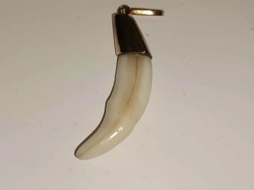 ZŁOTA ZAWIESZKA 585