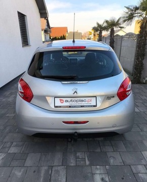 Peugeot 208 I 2013 Peugeot 208 e-HDi FAP 92 EGS6 StopampStart Allure 1.6 Diesel, zdjęcie 4