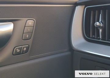 Volvo XC60 II 2023 Volvo XC 60 B4 Diesel | Plus Dark | aut | Salon Po, zdjęcie 21