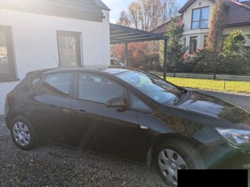 Opel Astra J GTC 1.6 CDTI Ecotec 110KM 2015 Opel Astra J 1.6d 110km 2015r Bezwypadkowy, zdjęcie 10