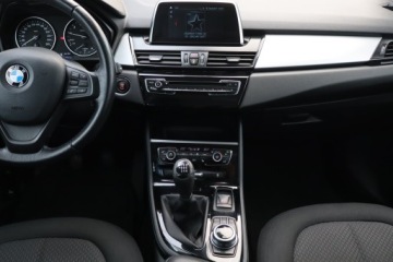 BMW Seria 2 F22-F23-F45-F46 Gran Tourer 218i 136KM 2017 BMW 2 Active Tourer 218i Active Tourer, Navi, zdjęcie 11