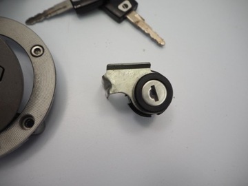 DUCATI 1098 / 1098 S 07-08 ЗАМОК ЗАЖИГАНИЯ КОМПЬЮТЕРНЫЙ ЗАЛИВНЫЙ КЛЮЧ, НАБОР 2 ПРЕДМЕТА