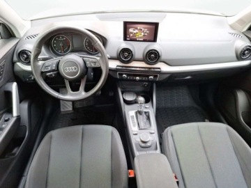 Audi Q2 SUV 1.4 TFSI COD Ultra 150KM 2017 Audi Q2 Side Assist, Kamera cofania 1.4 Benzyna 150KM, zdjęcie 10