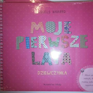 Moje pierwsze lata. Dziewczynka - Angels Navarro