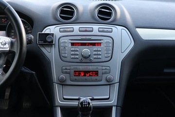 Ford Mondeo IV Hatchback 2.0 Duratec Flexifuel 145KM 2010 Ford Mondeo 2.0 16V, Klima, Klimatronic, zdjęcie 11