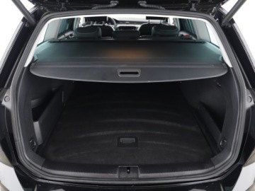 Volkswagen Passat B8 2020 Volkswagen Passat Variant GTE 218 KM Hybryda Plug-, zdjęcie 11