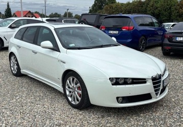 Alfa Romeo 159 2010 Alfa Romeo 159 2010 r. 1.7 Benzyna 200KM, zdjęcie 6