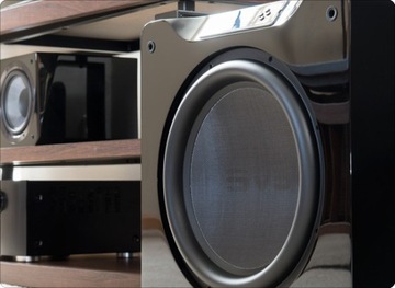 Subwoofer aktywny SVS SB16-Ultra 1500 W czarny