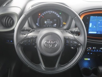 Toyota Aygo X 1.1 VVT-i 72KM 2022 Toyota Aygo X 1.0, Salon Polska, Serwis ASO, zdjęcie 14