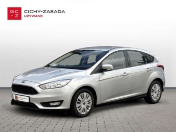 Ford Focus III Sedan Facelifting 1.0 EcoBoost 100KM 2017 Ford Focus 1.0 benzyna 125KM Trend Klimatyzacja Salon PL Benzyna