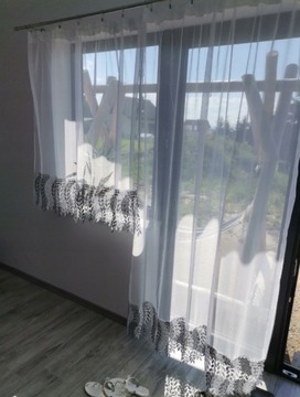 Штора 500х220 вуаль-лента ШИРОКОЕ гипюровое кружево ЛИСТЬЯ БЕЛОЕ СЕРОЕ 30см