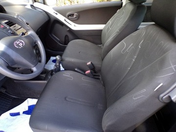 Toyota Yaris II Hatchback 5d 1.0 VVT-i 69KM 2010 Toyota Yaris Klimatyzacja / Elektryka / Gwarancja, zdjęcie 17