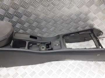LOKETNÍ OPĚRKA NISSAN PRIME P12