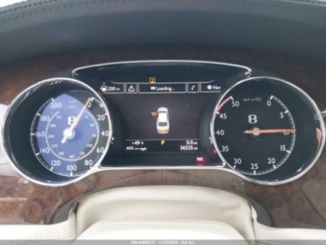 Bentley Mulsanne 2016 Bentley Mulsanne Speed 2016 6.8 Benzyna 530KM, zdjęcie 10