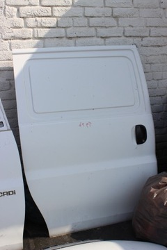 DVEŘE PRAVÝ ZADNÍ HYUNDAI H1