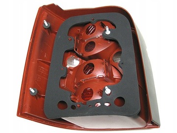 VW PASSAT B5 00-05 КОМБИНИРОВАННЫЕ ЛАМПЫ ЗАДНИЕ ФОНАРИ L+R TYC НОВЫЕ