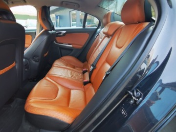 Volvo S60 II Sedan 3.0 T6 304KM 2012 VOLVO S60 II AWD, 305KM, T6, Dokumentacja pochodzeniowa, zdjęcie 9