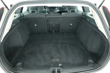 Volvo V60 II  Kombi 2.0 D3 150KM 2019 Volvo V60 D3 2.0, Salon Polska, Automat, Navi, zdjęcie 10