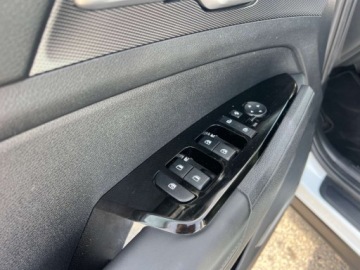 Kia Sportage V SUV 1.6 T-GDI HEV 230KM 2023 Kia Sportage 1.6 T-GDI HEV Ledy Nawigacja Kamera Grzane Fotele Pol Skory T, zdjęcie 10