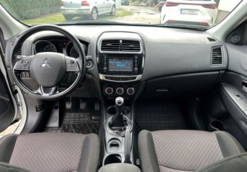 Mitsubishi ASX I SUV Facelifting 2016 1.6 117KM 2017 Mitsubishi ASX 1.6 117KM Xenon Key-less Kamera CLIMATRONIC Bezwypadkowy Se, zdjęcie 15