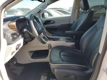 Chrysler Pacifica II 2023 Chrysler Pacifica 2023, 3.6L, LIMITED, po gradobiciu 3.6 Benzyna 287KM, zdjęcie 7