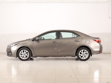 Toyota Corolla XI Sedan Facelifting 1,6 Valvematic 132KM 2017 Toyota Corolla 1.6 Valvematic, Salon Polska, zdjęcie 2