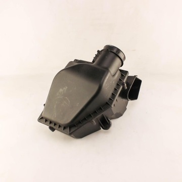 7643301 POUZDRO FILTRU VZDUCHU 520 D XDRIVE 140 2018 BMW 5 (G30)