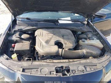 Chrysler 300C II 2022 Chrysler 300s 2022 3.6l 3.6 Benzyna 300KM, zdjęcie 8