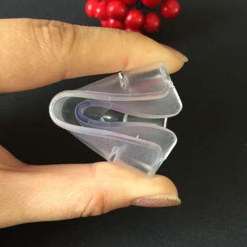 УГЛОВЫЕ КРЫШКИ ЗАЩИТНЫЕ КРЫШКИ УГЛОВЫЕ МЕБЕЛЬНЫЕ КРОМКИ НАБОР. 12шт V3