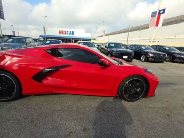 Chevrolet Corvette C7 2022 Chevrolet Corvette 2022, 6.2L, Stingray Coupe 1LT 6.2 Benzyna 490KM, zdjęcie 1