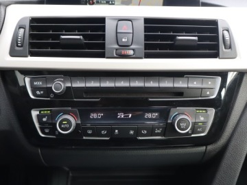 BMW Seria 3 F30-F31-F34 Limuzyna Facelifting 2.0 320i 184KM 2017 BMW 3GT 320i GT, Salon Polska, Serwis ASO, zdjęcie 11