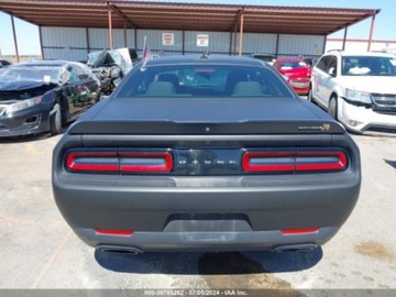 Dodge Challenger III 2021 Dodge Challenger 2021r, RT, Scat Pack, 6.4L 6.4 Benzyna 485KM, zdjęcie 7