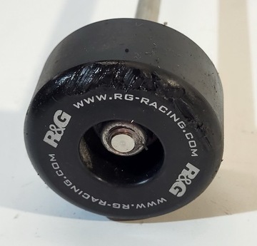 Crash pad osłona oś ośki przód R&G Yamaha FZ1 Fazer 2006-2015r