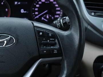 Hyundai Tucson III SUV 1.7 CRDi 141KM 2016 Hyundai Tucson 1.7 CRDi, Salon Polska, Automat, zdjęcie 19