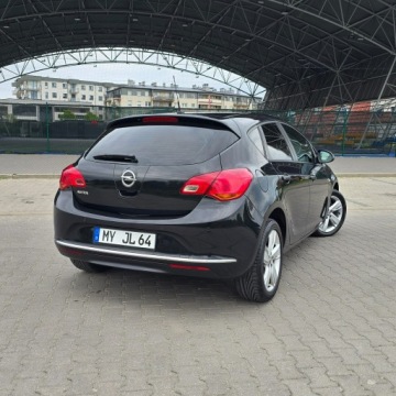 Opel Astra J GTC 1.4 100KM 2013 Opel Astra J 1.4 100KM Selection Manual, zdjęcie 11