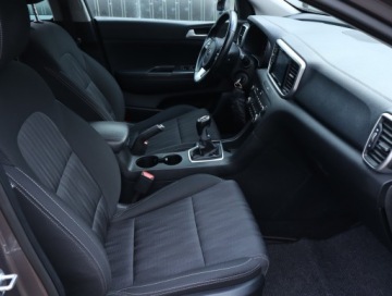 Kia Sportage IV SUV Facelifting 1.6 GDI 132KM 2019 Kia Sportage 1.6 GDI, Salon Polska, 1. Właściciel, zdjęcie 8