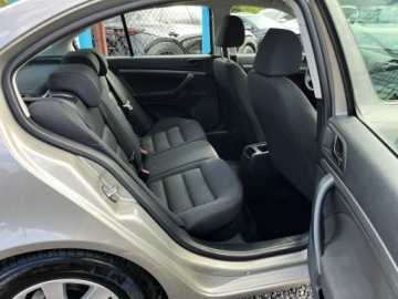Skoda Octavia II Hatchback Facelifting 1.4 TSI 122KM 2012 Škoda Octavia Skoda Octavia Salon Pl/ 1, zdjęcie 25