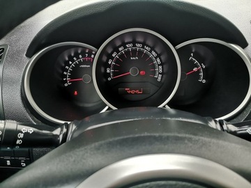 Kia Venga Mikrovan Facelifting 1.4 DOHC 90KM 2017 Kia Venga 1.4 16v 90KM Klimatr Navi Kamera Salon, zdjęcie 9