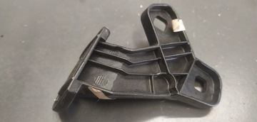 BMW 7 E38 DRŽÁKY NÁRAZNÍKU VÝZTUHA LEVÝ ORIG.
