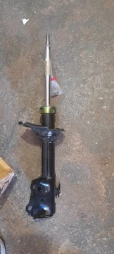 AMORTYZATOR PRZEDNI TOYOTA YARIS P1 YARIS VERSO P2 48510-59156