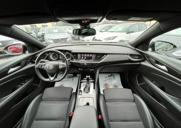 Opel Insignia II Sports Tourer Facelifting 2.0 Diesel 174KM 2021 Opel Insignia Salon Pl / Bezwypadkowy / Automat, zdjęcie 9