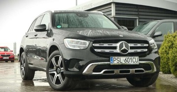 Mercedes GLC C253 SUV Plug-In 2.0 300e 320KM 2021 Mercedes-Benz GLC 300 e Automat 4Matic F_Vat_2...