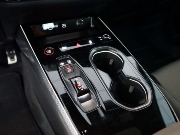 Audi A6 C9 3.0 55 TFSI 367KM 2026 AUDI A6 TFSI quattro S line Avant Combi (367KM) 2026, zdjęcie 13