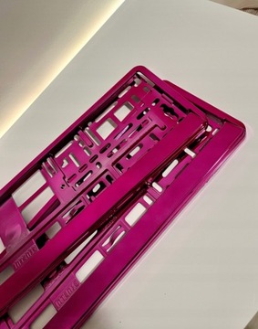 Ramka pod tablice rejestracyjnej 2 szt / chrom kolor do wyboru