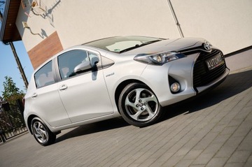 Toyota Yaris III 2015 Toyota Yaris Hybrid 1.5 VVT-i KAMERA zarejestrowany w Polsce, zdjęcie 37