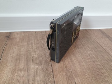 Глобальное радио SONY ICF-7600 DS