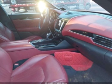 Maserati Levante 2019 Maserati Levante 2019 245KM 3.0 Benzyna 345KM, zdjęcie 9